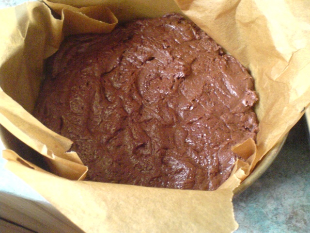 Stodgy mix in tin